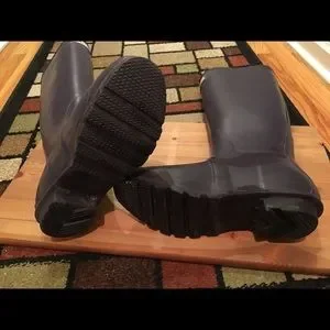 Hunter douglas hotsell boots